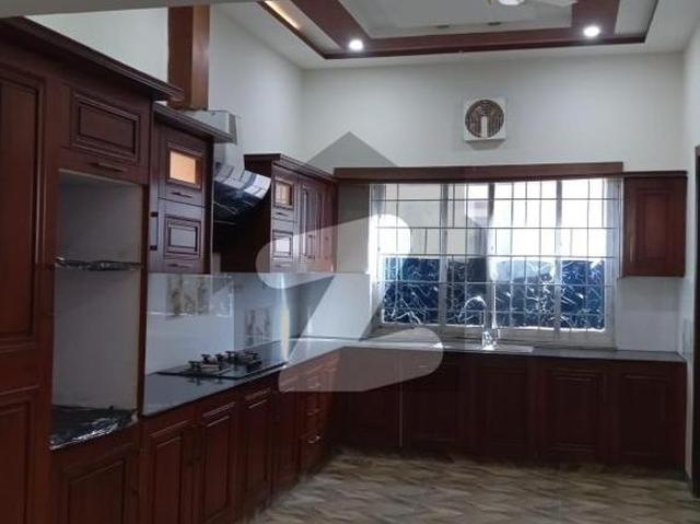 1Kanal Designer Luxury House For Rent in Bahria Town Phase 8