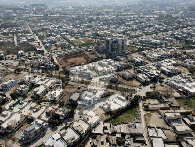 1Kanal Level Plot On Table Top Near Giga Mall Sec A DHA 2 For Sale