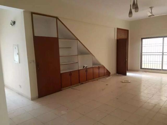 1kanal upper portion excellent build ideal location Lahore Government Employees Cooperative Housing Society GECHS ID 52914