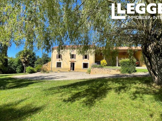 1H TARBES, 15 mn St GAUDENS AURIGNAC BOULOGNE/GESSE, Maison de campagne à rénover sur 18HA modulables