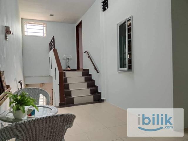 1mon deposit, chinese male, single room, included wifi, cleaning,water,electric, 2 storey terrace, bs5