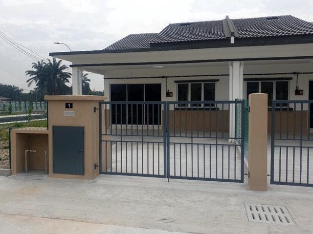 1Sty MURAH FREEHOLD SUPERLINK 20x86 4R2B Kebun Baru Shah Alam Sukepi