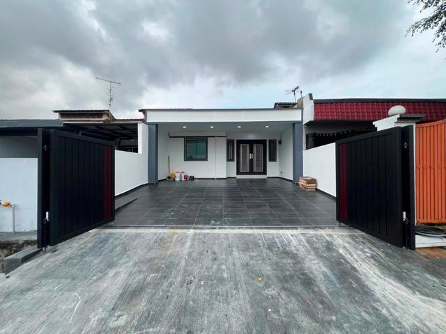 1Sty Jalan Dedap Fully Renovated Extended Taman Johor Jaya Johor Bahru