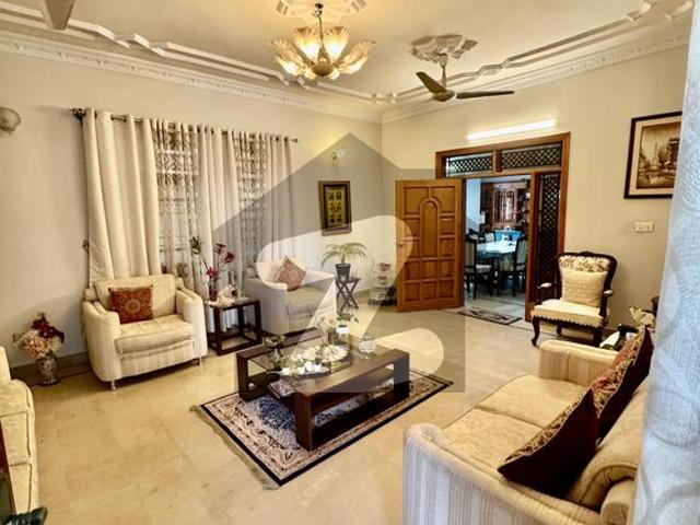 1st and penthouse available for rent in prime location Gulistan e Jauhar Block 15