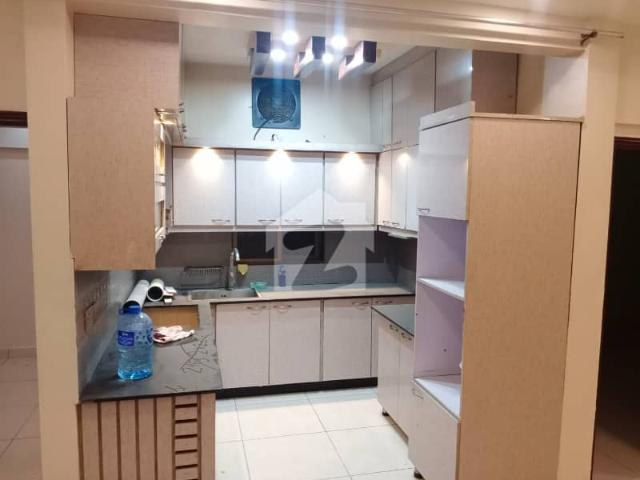 1st Floor 3Bed DD Flat Available For Sale In Kings Cottages, Block 7 Gulistan E Jauhar Karachi