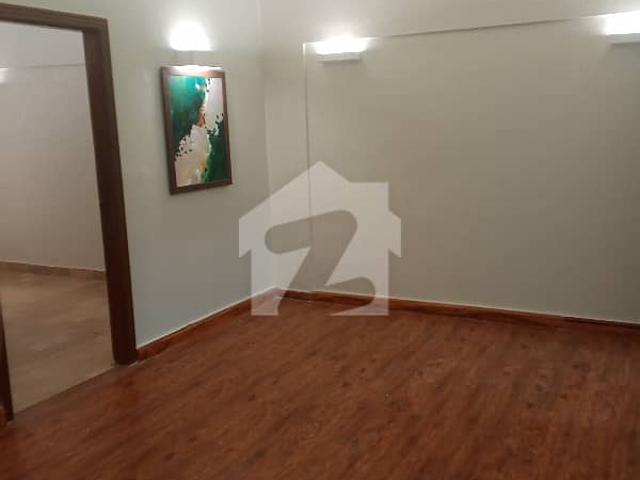 1st Floor Available On Sale In Zamzama Lane 4 Near Esqure Coffee Renovated Flat 2 Bed, D