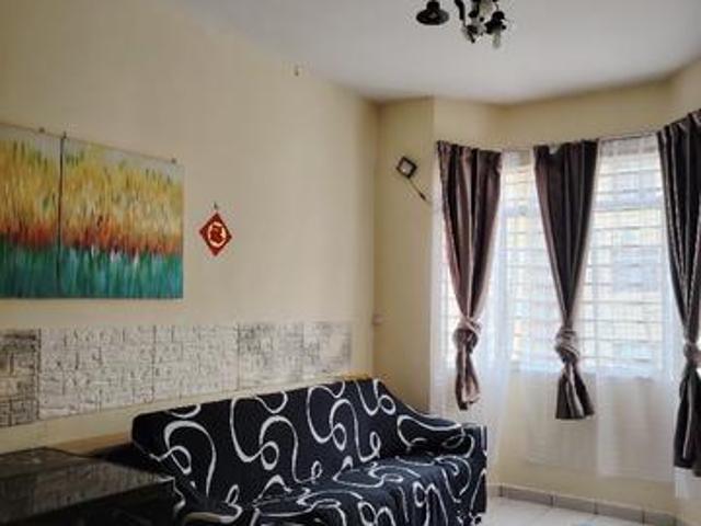 1st Floor block D Vista Minintod near exit