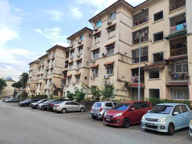 1st Floor End Lot Indah Condominium Damansara Damai