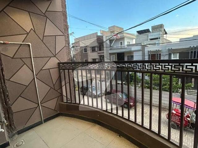 1st Floor Leased Flat 880 Sq. Ft Available For Sale At Gawalior Society