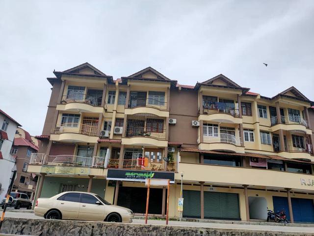 1st floor Medan warisan