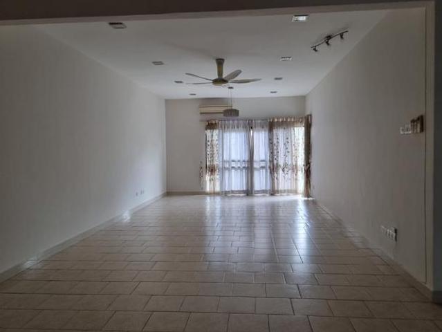 1st floor Meranti terrace for rent well kept unit