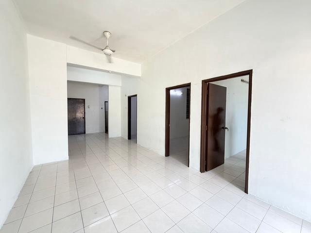1st Floor Shop Apartment Rawang Idaman Near NSK and Tol Rawang