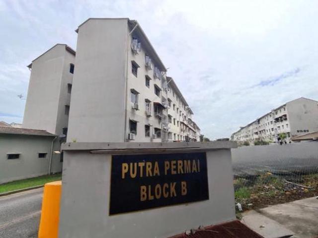 1st Floor Putra Permai Apartment Block B Equine MRT Seri Kembangan
