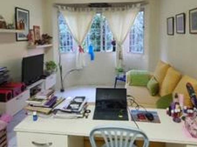 1st Floor Renovated Impian Apartment Damansara Damai