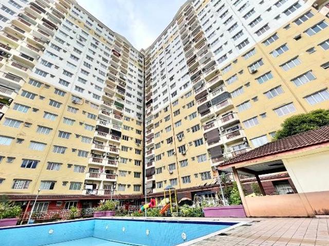 1st Floor Renovated Laksamana Puri Condo Batu Caves