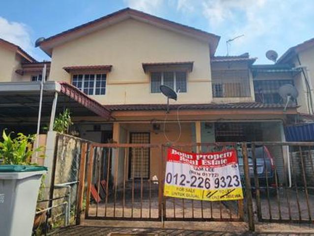 1st floor unit Taman Jasmin Town House Senawang