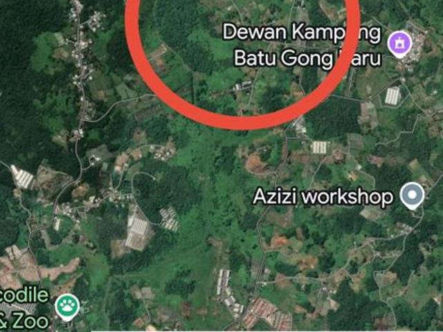 1st lot land at Batu Gong Kuching Serian 17 mile Siburan Duranda Emas
