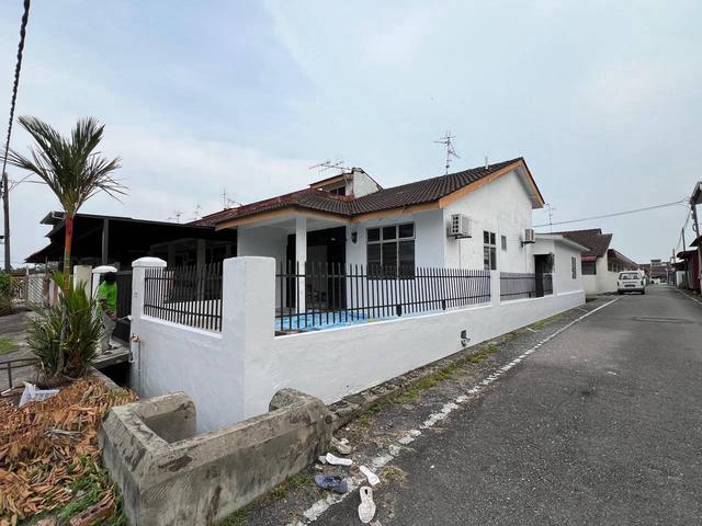 1Storey Rent Pekan Nanas Gelang Patah Tuas GP Mall New Paint