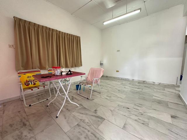1Storey Terrace END LOTFully Extended 2930sqftMalim Jaya Melaka