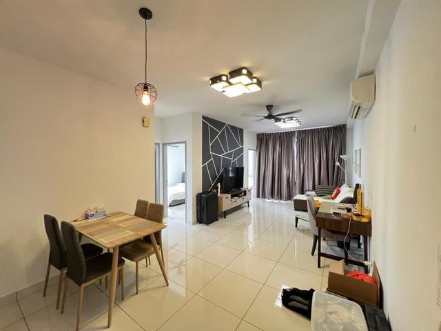 1Tebrau Residence Renovated Unit Fully Furnished Near CIQ 1 Tebrau