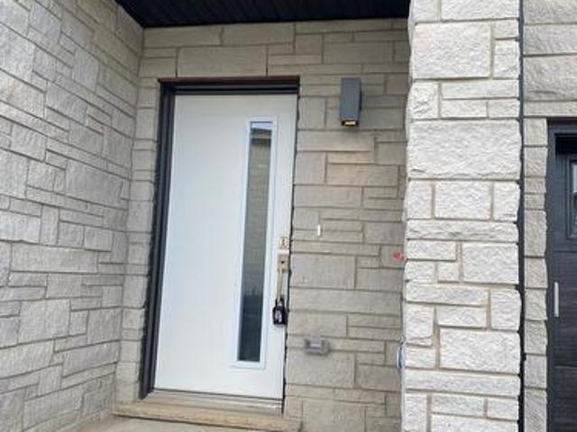 23 51 Sparrow Avenue, Cambridge, ON, N1T 0E5 house for lease | Listing ID X13590 | Royal LePage