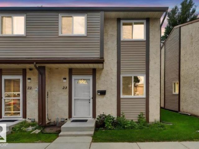 23 1045 Av Nw, Edmonton, AB, T6J 5H1 townhouse for sale | Listing ID E4499 | Royal LePage