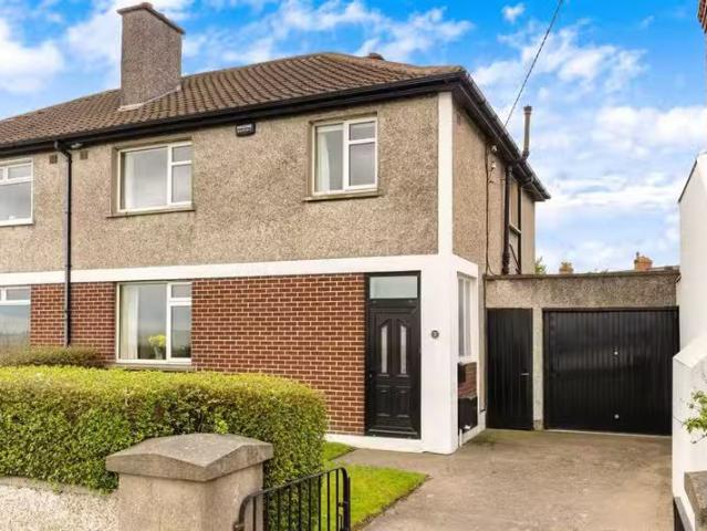 23 Beach Road, Sandymount, Dublin. 4