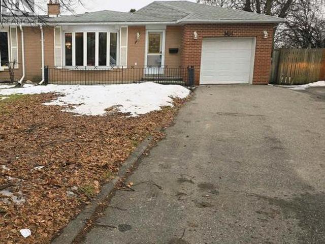 23 Brookdale Crescent, Brampton, ON, L6T 1M8 house for sale | Listing ID W13169 | Royal LePage
