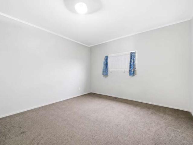 23 Chadwick Crescent, Mangere East, Manukau City