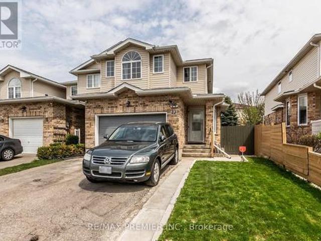 23 Chester Drive, Cambridge, ON, N1T 2C4 house for sale | Listing ID X12262 | Royal LePage