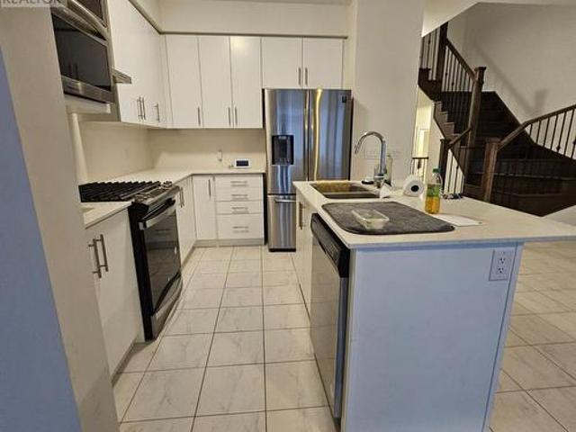 23 Gloria Street, Kitchener, ON, N0B 2E0 house for sale | Listing ID X13553 | Royal LePage