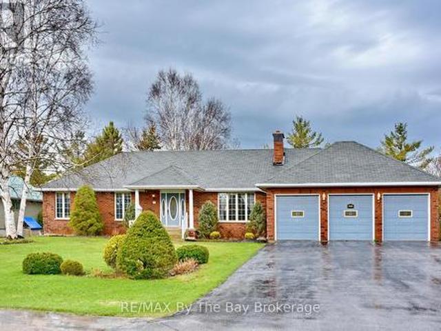 23 Kelley Crescent, Wasaga Beach, ON, L9Z 1J3 house for sale | Listing ID S12097 | Royal LePage