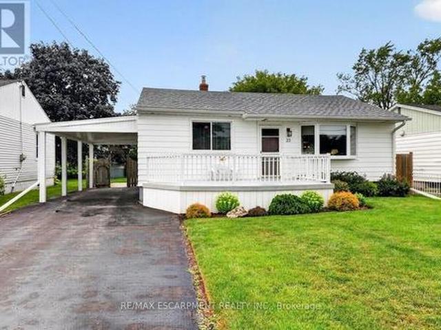 23 Lakeview Avenue, Grimsby, ON, L3M 3L9 house for sale | Listing ID X13618 | Royal LePage