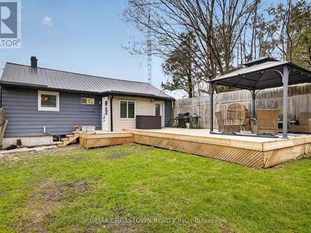 23 Line 14 S, Oro Medonte, ON, L3V 8J3 house for sale | Listing ID S13517 | Royal LePage