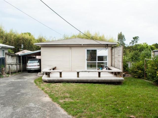 23 Longburn Road, Henderson, Auckland