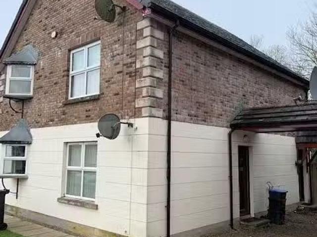 23 Lower Rogan Manor