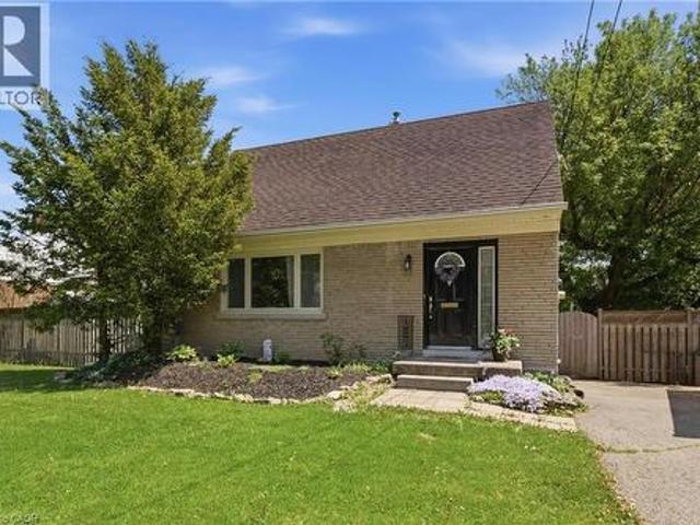 23 Marion Crescent, Dundas, ON, L9H 1H9 house for sale | Listing ID 40832 | Royal LePage