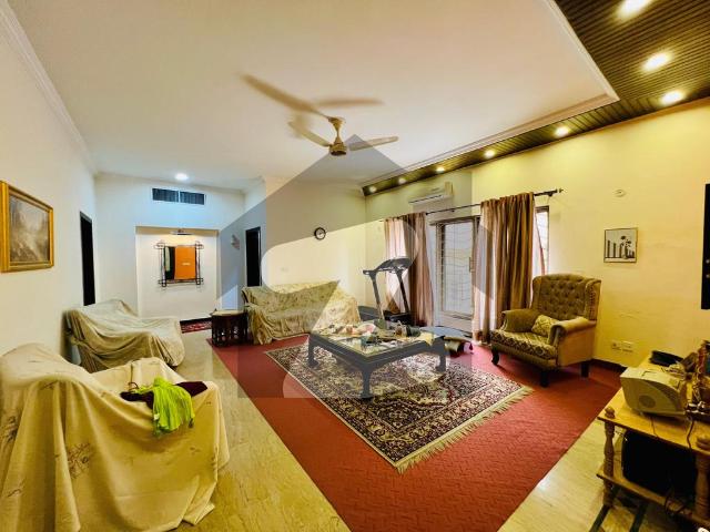 23 Marla Basement House With 8 Bedrooms. Bahria Town Phase 3