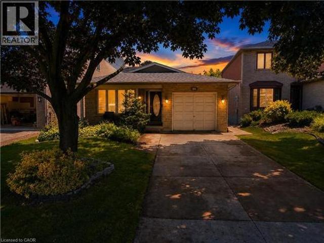 23 Millpond Place, Mountain, ON, L8W 2W7 house for sale | Listing ID 40844 | Royal LePage
