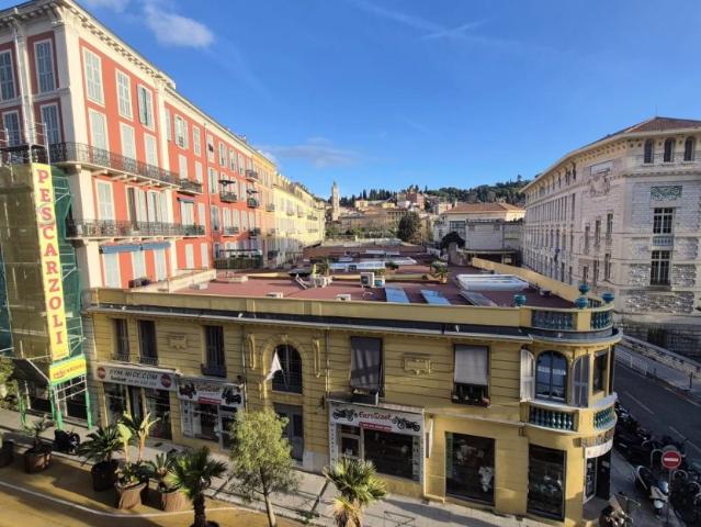 2/3 pièces Meublé coeur de Nice