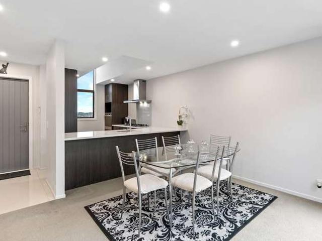 23 Red Beech Avenue, Woodridge, Wellington City