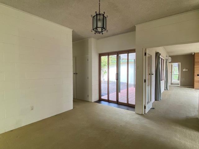 23 River Elm