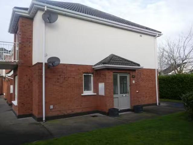 23 Rochford Park, Kill, Co. Kildare is for rent