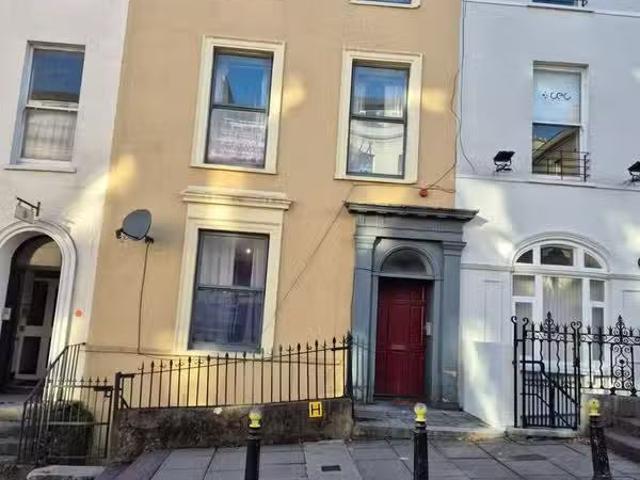 23 Saint Patricks Hill, Cork City, Co. Cork, T23WF63 is for sale