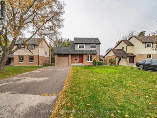 23 Springburn Crescent, Aurora, ON, L4G 3P4 house for lease | Listing ID N13418 | Royal LePage
