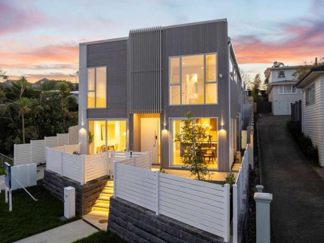 23A Channel View Road, Campbells Bay, North Shore City
