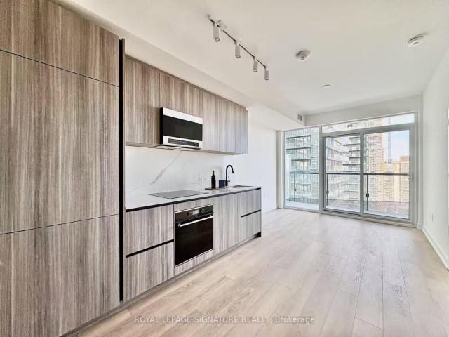 2006 117 Broadway Avenue, Toronto | 2Beds/2Bath, Condo, $2,600/mo | Condos. Ca