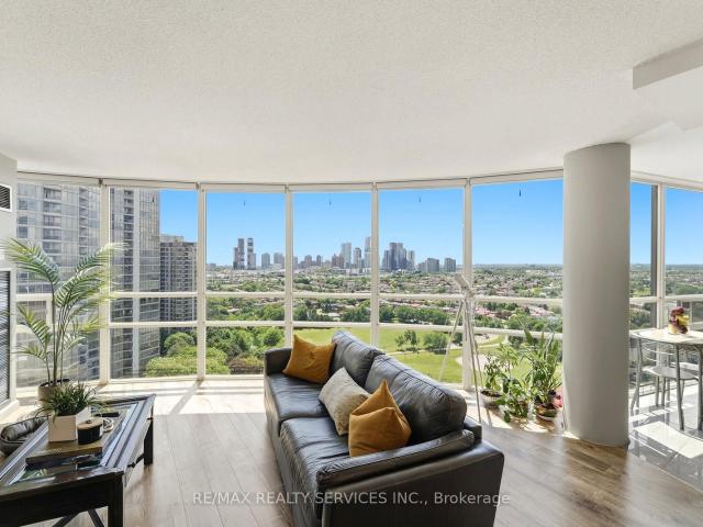 2007 50 Eglinton Avenue W, Mississauga | 2Beds/2Bath, Condo, $615,000 | Condos. Ca
