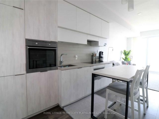 2007 8 Eglinton Avenue E, Toronto | Leased, C12867 | Condos. Ca