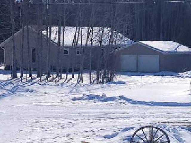 2008 1800sqft Bungalow 3bd+den, 2bath On 2.04acres At Lake Isle